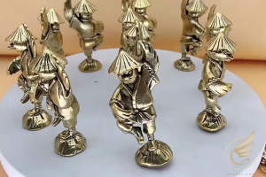 Decor Mini Tượng Võ Sĩ Gà Trang Trí Bằng Đồng Thau Tượng Gà Trống 12 Con Giáp - Đồ Đồng Thuận Tâm