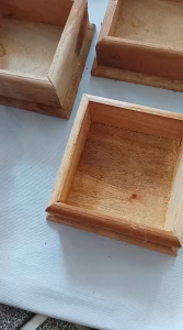 tempat pakan wadah pakan merpati doro umbaran kayu