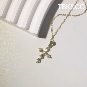 TBK 18k Gold Seinaru Cross Pendant Necklace Accessories For Women Hypoallergenic 257N