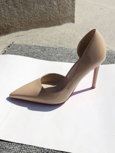 รองเท้าส้นสูงหัวแหลมพื้นหนังนิ่มสีดำ กันน้ำ รองเท้าส้นเดี่ยวแบบสวมสำหรับงานปาร์ตี้กลางคืน รองเท้าส้นเดี่ยวหัวแหลมแบบสวมสำหรับผู้หญิง