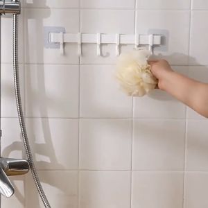 Thanh Móc Treo Quần Áo 6 Móc Dán Tường Nhà Tắm Bếp Tủ Quần Áo Không Cần Khoan Tường
