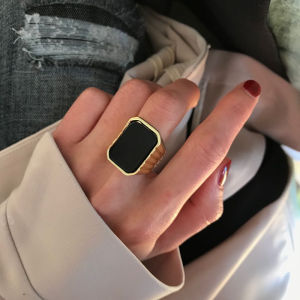 Fashionable Gold Color Square Block Ring for Women Trendy Open Finger Ring Party Dancing Ring Stylish Accessory