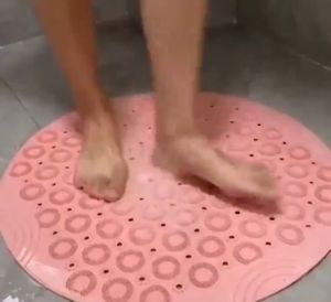 Silicone Shower Mat Round Non Slip Foot Massage Pad with Suction Cups and Drain Holes Bathroom Washable Non-slip Mat