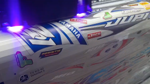 Striping Stiker Motor Mx King Stiker Semifull List Vaiasi Stiker UV Transparan motif Simpel ZR124