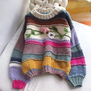 Retro Handmade Loose Knitted Sweater with 3D Flower Design And Colorful Stripes for Women Fall 2023 Warmth Emitting round Neck Long Sleeve