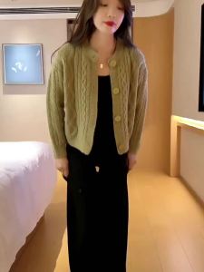 Elegant and Stylish Womens Cardigan Outerwear