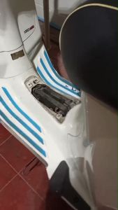 ฝาครอบแบตเตอรี่แบบใส สำหรับรถจักรยานยนต์ Vespa Sprint Primavera 125 150 2013-2023