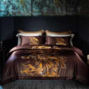 Silk Bedding Set with Carp Design
