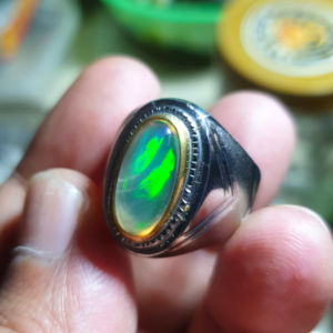 cincin batu kalimaya kristal jarong ajibb siang malam