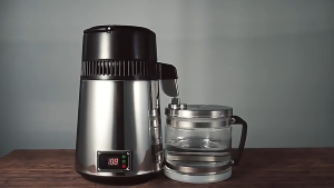 Portable 4L Pure Water Distiller for Household Use 304 Stainless Steel Water Distillation Purifier Filter for Home Office and Dental Laboratory