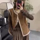 2024 Autumn Winter Sleeveless Shoulder Vest Women's Tweed Style Cropped Petite Horse Clip Suit Coat Backless Vest. 