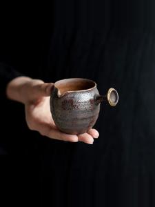Handmade Ceramic Gongfu Tea Set Fair Cup Chinese Style Vintage Side Handle Clay Teahouse Household Tea Pouring Tool