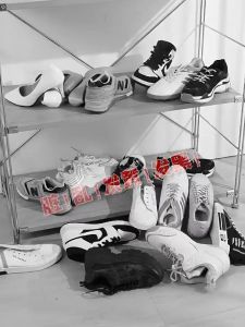 Hộp đựng giày PVC Hộp đựng giày trong suốt khung thép chống thấm nước có thể gập lại chống bụi hiệu quả