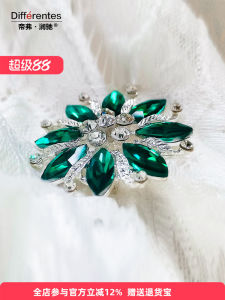 Elegant Green Suit Lapel Pin Womens High-End Fashion Accessory Luxury Jacket Pin Stylish Trendy Design by Emperor New Arrival