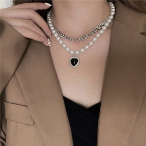 Bosuer 💛COD: Kalung Mutiara Liontin Berlian Berbentuk Hati Hitam Model Double Rantai Layer Gaya Retro Perhiasanuntuk Wanita