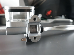 Brembo B22 Brake Master Pump Cylinders MIO I Clutch Brake Lever Single Smok Tank-UNIVERSAL Beat Scoopy