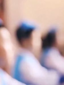 Jam tangan anak-anak / siswa sekolah menengah pertama pesta siswa sekolah menengah atas sederhana bercahaya jam alarm tahan air dalam gaya ujian jam tangan elektronik