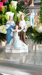 Tượng Công giáo Gia Đình Thánh Gia( Thánh Gia Thất) gốm sứ ceramic 17cm trang trí xe hơi để bàn làm việc