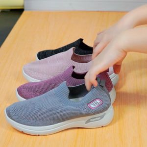 SEPATU SNEAKERS WANITA TANPA TALI KETS IMPORT RUNNING LARI CASUAL SIMPLE S1 MODEL TERBARU