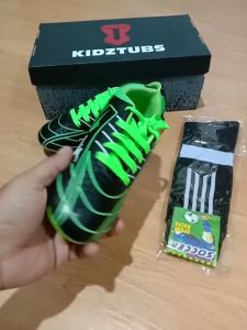 KIDZTUBS Sepatu Bola Anak Paket Komplit Sepatu Bola Tas Skin Deker Kaos Kaki Usia 6-10 Tahun Size 28 29 30 31 32 33 34 35 36 37 KDZ1210011525