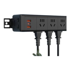 Philips | 免打孔 Total Control Gaming Power Strip with USB Side Ports
