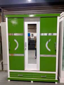 Lemari 3 pintu sliding door/ Lemari geser 3 pintu