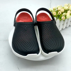 รองเท้าแตะ crocs LiteRide ใส่สบาย ทั้งชายและหญิง วัสดุผลิตจากยางแท้ 100%