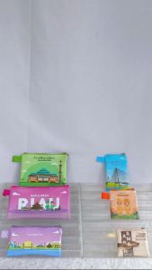 Dompet Landmark Kepulauan Riau: Oleh-Oleh & Souvenir Unik