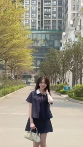 [Tặng Nơ] Set Áo Sơ Mi Cổ Cải Màu Kèm Quần Váy Phối Cổ Viền Kèm Dây Nơ Thome Kẻ Đỏ MS08