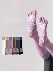 MiiOW | Tất thể thao chống trượt kháng khuẩn cho nữ Tất ống dài đến bắp chân MiiOW Cat Person Yoga Fitness thường ngày Tất năm ngón