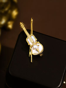 Natural Pearl Mother of Pearl Violin Shaped Brooch Pin Gift Elegant Classical Fashion Jewelry M Home Music Series