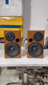 Bán Cặp Loa Booksheolf Nghe nhạc Denon SC - MG55 Màu gỗ chất âm cực đỉnh( gờ sau bị bong tróc deca xấu) hàng nhật bãi nguyên rin 26
