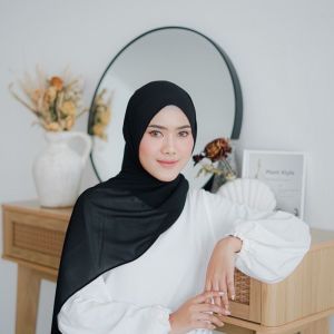 Kerudung Pasmina Ceruty Baby Doll - Hijab Pashmina Ceruty Baby Doll FULL WARNA BEST SELLER - Bahan Ceruty Baby Doll, Ukuran 180 x 75 - Tepian Jahitan Tepi - Model Pashmina (Spesifikasi)