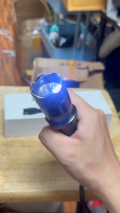 ไฟฉายแรงสูง LED Lights แบบพกพา สำหรับกิจกรรมกลางแจ้ง