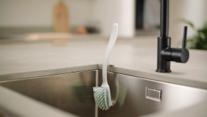 Joseph Joseph Edge Washing-up Brush - Stone Green