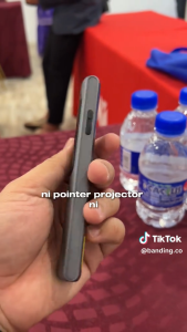 LOVIDA MALAYSIA Multi-function Red Laser Pointer Pen PowerPoint PPT USB Wireless Presenter Control 2.4GHz Back Forward Turning Page Turning Presentation Remote