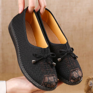 รองเท้าผ้าใบพื้นแบนกันลื่นสำหรับผู้หญิง รองเท้าผ้าใบพื้นแบนสไตล์ปักกิ่งโบราณ รองเท้าฤดูใบไม้ผลิและฤดูร้อนสำหรับผู้หญิง