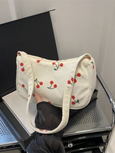 Versatile & Stylish Women's Underarm Bags: A Guide