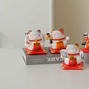 【檀香楼】【Solar Auto Shaking Hand Fortune Lucky Cat】【太阳能 自动 摇手 招财猫】储蓄罐 陶瓷 开运 手招 存钱罐 风水 摆件 招财进宝  Wealth Treasure Coin Banks fortune cat