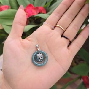 Mặt dây chuyền Đồng điếu Mẫu Tử Lam Ngọkc không kén mệnh - Phong Thuỷ TUDO