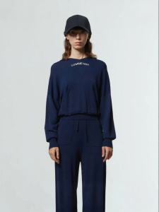 Logo Design Seamless Hooded Loose Fit Casual Top