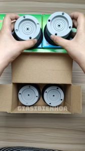 Bộ 4 Chân Đế Kê Có Miếng Đệm Chống Rung Chống Ồn Cho Máy Giặt