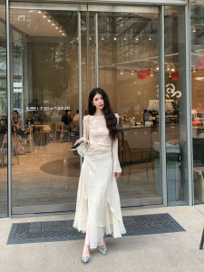 เสื้อเชิ้ตผู้หญิงแขนยาวทรงเข้ารูปสีน้ำตาล ทรงเข้ารูป แขนกระดิ่ง คอตั้ง แขนยาว ทรงเข้ารูป ทรงเข้ารูป แขนยาว ทรงเข้ารูป