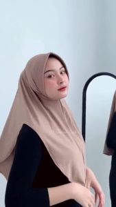 (30 RB ISI 3 PCS)BERGO HAMIDAH SIZE M LABEL BESI JERSEY