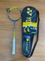 Vợt cầu lông Yonex. 