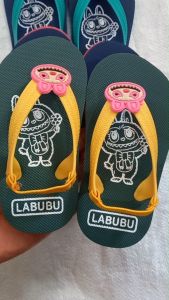 LABUBU Baby Perempuan Sandal Jepit Tali Belakang Anak Cewek Umur 1-2 Tahun Motif LABUBU HELLO KITTY KUROMI Ukuran 21-25