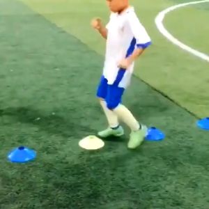 005-2 SPEEDS Cone Mangkok Isi 1 Marker Tempat Lapangan Sport Cones Latihan Futsal