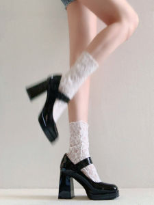 ส้นหนากันน้ํา Mary Janes รองเท้าส้นสูง ผู้หญิง รองเท้าสบายขนาดเล็กเพิ่มขึ้น 8 ซม. หนัง รองเท้าแฟชั่นเดี่ยว