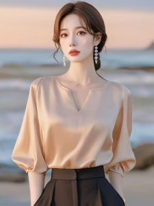 Elegant Silk Blend Short Sleeve Shirt Womens V-neck French Style Summer Fashion True Silk Top Satin Finish Unique Design