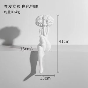 Modern Minimalist Black and White Girl Character Sculpture Art Decoration Model Room Living Room Entrance Coffee Table Home Decoration